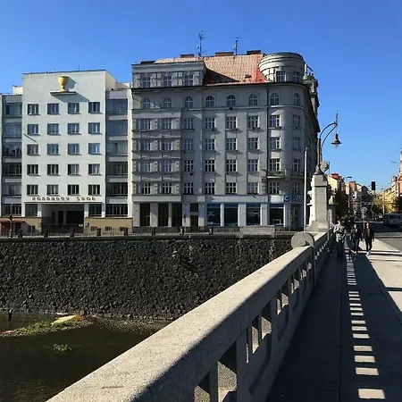 Mrakodrap Apartment